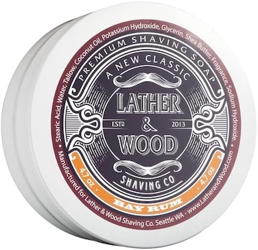 صابون حلاقة Lather & Wood Shaving Co - برائحة خليج الروم - ببساطة أفضل كريم فاخر - مصنوع من الشحم - غني برائحة رائعة لأفضل روتين حلاقة رطبة في العالم. 140 مل (خليج الروم)