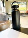 غطاء حماية واحد من MissionX لزجاجة المياه Hydro Flask - Stanley QuencherIceFlow - متوافق أيضًا مع زجاجات المياه المصنوعة من الفولاذ المقاوم للصدأ المماثلة، مصنوع من السيليكون الخالي من مادة BPA