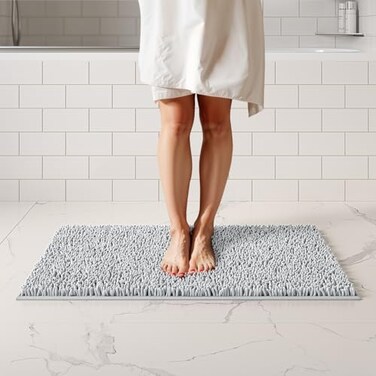 ITSOFT Plush Bathroom Rug 34x21, Absorbent Machine Washable Non Slip Chenille Bath Mats, Quick Dry Bathmat, Bath Rugs for Bath, Shower, Bedroom, or Door Mat, White