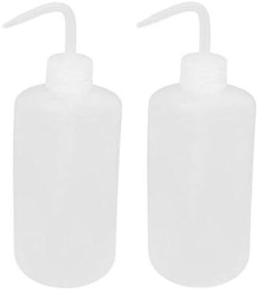 QUUPY 2PCS 1000ml/34 oz Plastic Squeeze Bottle With Measuring Refillable Bent Tip Wash Cleaning Soap Liquids Water Storage Containers Pot Holder Portable Safety Garden Home Kitchen Medical Supply (Whi
