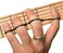 أربطة تمارين RIFF BANDZ للجيتار، والباس، والبيانو - نظام سرعة الأصابع - مجموعة مميزة من 3 ملحقات لتقوية اليد