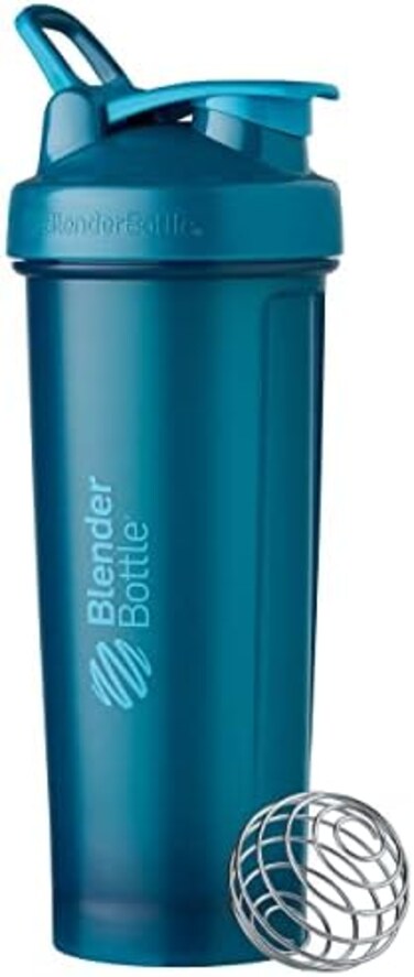 زجاجة خلط BlenderBottle الكلاسيكية V2، مثالية لمشروبات البروتين ومكملات ما قبل التمرين، سعة 32 أونصة، لون أزرق محيطي