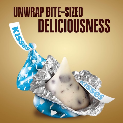 Hershey&#39;s Kisses Cookies N Creme White Chocolate Coating with Cookie Bits, 100g