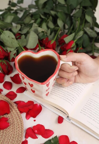 WHITE SPACE LIVING Loving Sips Big Heart Coffee Mug - Ceramic Mug for Gifts   350 ML   Microwave &amp; Dishwasher Safe   Red