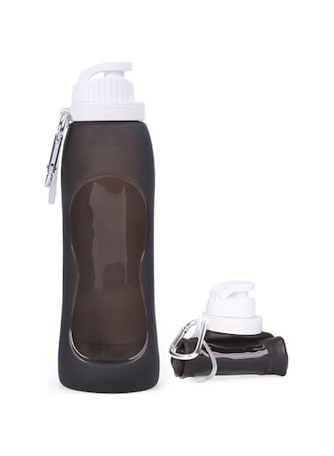 Wesoke Sport Collapsible Water Bottles Black, 500 ml/17oz Foldable Travel Water Bottle Cup, Lightweight Food Grade Silicone Reusable Leakproof Water Bottles with Carabiner for Gym Running Cycling