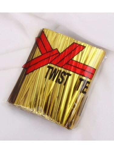 Packing Metallic Twist Ties, 3 packs (2400 Pcs) Gold Foil Bread Bag Seals Twist Ties, 10cm Reusable Plastic Twist Ties for Bread, Candy, Coffee Bags, Airtight Snack Closure. Perfect for Gift Bags, Party Favors, Wrapping Bags, Cellophane Treat Bags, Bread &amp; Candy Bags Sealing