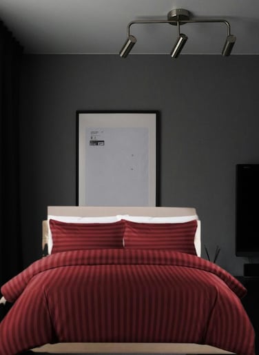 6-Piece Queen Duvet Cover Bedding Set &acirc;&euro;&ldquo; Duvet Cover(220x240cm), Fitted Sheet(150x200+30cm) &amp; 4 Pillowcases(53x75cm),color - Maroon