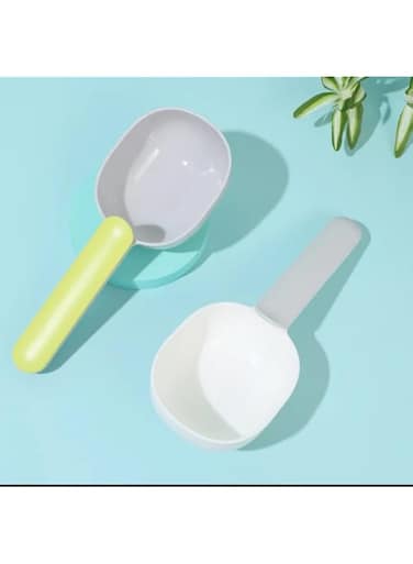 Pet Food Scoop - Nourish the bond, health and happiness of you furrbaby with this easy-clean food scoop. Made with durable material, ensuring precise measurement for healthy and happy pet.