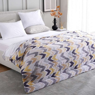 لحاف بان هوم شيفرون مايكروفايبر 220×240 سم - أصفر