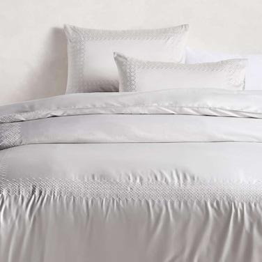 طقم لحاف كينج من بان هوم لوكس قطني تينسيل آدن جيو مطرز، 3 قطع، 240×260 سم - رمادي