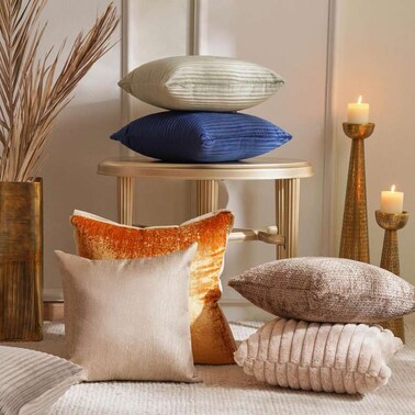 وسادة مبطنة بفرو بيجاسو مخططة من بان هوم، مقاس 43×43 سم - أزرق داكن