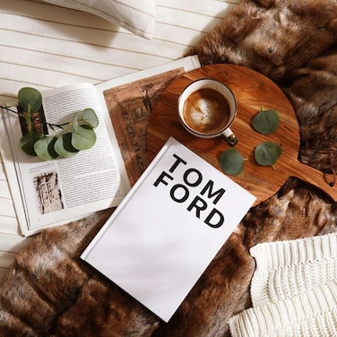 طاولة قهوة توم فورد من بان هوم، مقاس 29.4×21×2.4 سم - أبيض