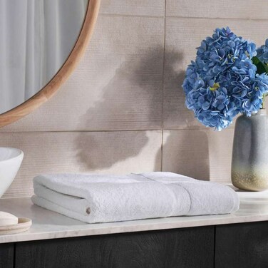 منشفة حمام بان هوم نوفا إسينس 580 جرام لكل متر مربع 100×150 سم - أبيض