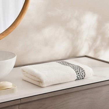 منشفة حمام بان هوم سافانا بوردر جي كيو 70×140 سم - أسود