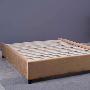 بان هوم جاليا قاعدة مخملية ذهبية 140×200 سم