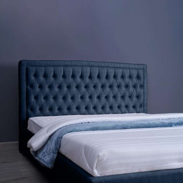 لوح رأس السرير بيانكا من بان هوم، شانيل، أزرق داكن، طول 180 سم وارتفاع 125 سم