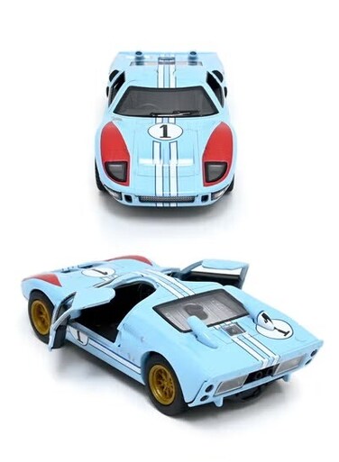1966 FORD GT40 MKII Die Cast Metal Doors Openable Pull Back Action Toy Car