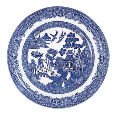 Queen's Blue Willow Earthenware Dinner Plate 26cm