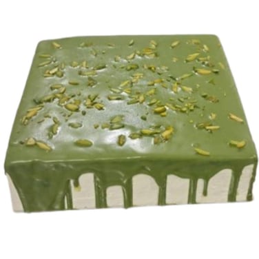 Pistachio Cake 6-8 Person

