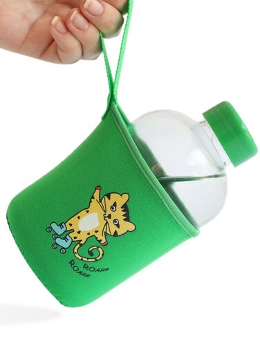 &amp; Moo Kids Glass Water Bottle with Neoprene Sleeve 600ml, Skater Cheetah Design, Leak Proof Spill Proof BPA Free Water Bottles, Ideal for School, Toddlers