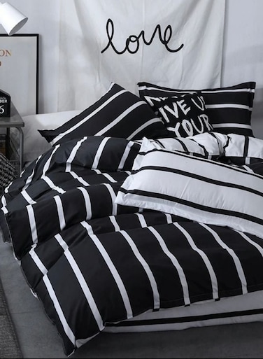 Home 6 Piece Striped King Size Duvet Cover Set. Black and White Reversible Bedding Set.