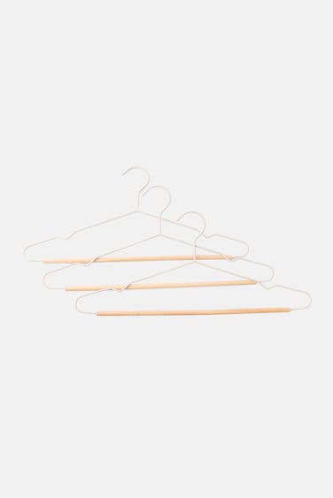 Mucho 3 Pcs Hangers 42 x 20,5 cm, Beige