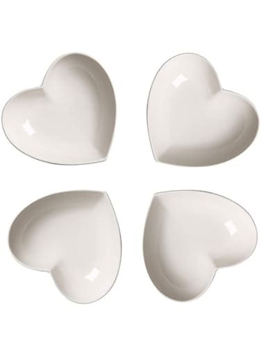 BigNoseDeer Super Cute heart shape Ceramic Sauce Dish,Mini Side Seasoning Dish,Condiment Dishes/Sushi Soy Dipping Bowl,Snack Serving Dishes,Love Porcelain Small Saucer Set(Set of 4) (4.72inch)