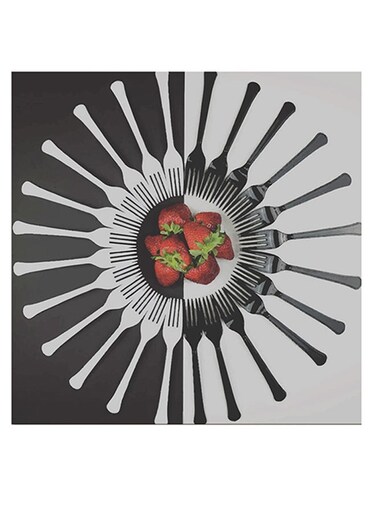 Strawberry Themed Wall Art Black/Red/White 30x30cm