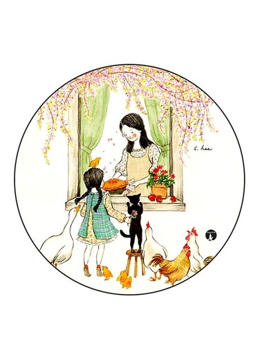 Family Printed Fridge Magnet Round Multicolour