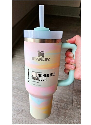 Quencher H2.0 FlowState Stainless Steel Vacuum Insulated Tumbler with Lid and Straw for Water, Iced Tea or Coffee, Smoothie and More, 40 oz, Warm Serene Brushstrokes