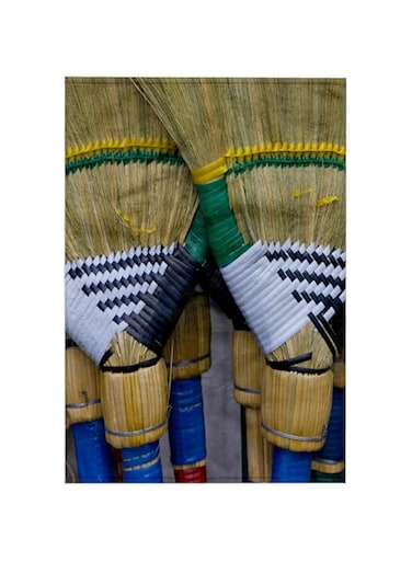 3dRose "Colorful Brooms At Market, Philippines - As29 Ksu0002 - Keren Su" Towel, White, 15 x 22-Inch