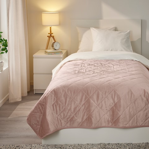 Bedshread Feels Soft And Luxurious  160X250cm