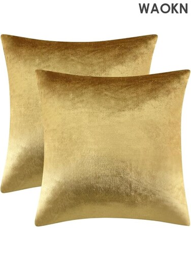 Gold Velvet Decorative Throw Pillow Covers , suitable for Sofa Bed , living room , bedroom , 2 Pack Soft Cushion Cover , Velvet material, skin friendly, soft and comfortable , sturdy and durable , 45*45cm , gold .