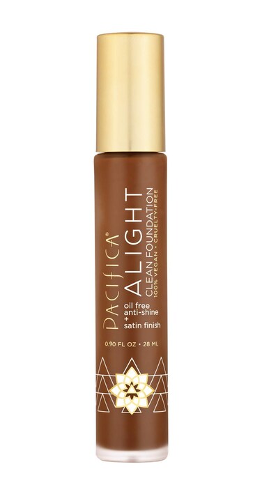 PacificaAlight Cool Deep Foundation 01CD 09 FZ