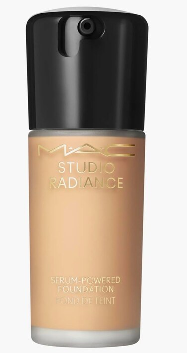 MACStudio Radiance Serum Powered Foundation NC35