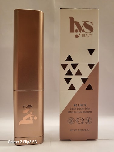 LYS No Limits Cream Bronzer and Contour Stick Worthy One size
