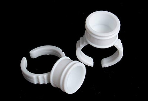 Pigment Rings  100PCS Tattoo Rings Cups Disposable Makeup Rings Tattoo Glue HolderTattoo Ink Ring Adhesive Makeup Glue Rings Palette Plastic Nail Art Eyelash Extension Rings Medium 100pcs
