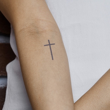 Inkbox Temporary Tattoos SemiPermanent Tattoo One Premium Easy Long Lasting WaterResistant Temp Tattoo with For Now Ink  Lasts 12 Weeks Cross Tattoo 2 x 2 in Crotth