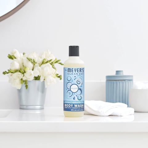 MRS MEYERS CLEAN DAY Moisturizing Body Wash For Women And Men Biodegradable Shower Gel Formula Made With Essential Oils Rain Water 16 oz