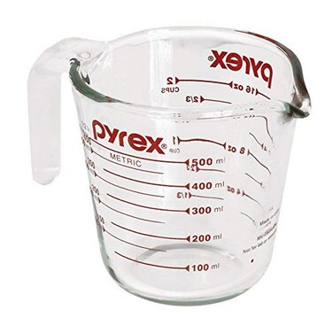 Pyrex Prepware 2Cup Measuring Cup Red Graphics Clear