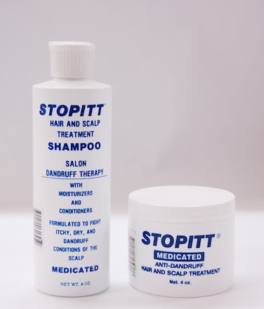 Stopitt Medicated Shampoo 8oz  Antidandruff Hair and Scalp Treatment 4 Oz