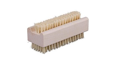 Redecker Tampico Fiber Nail Brush with Untreated Maple Wood Handle 334Inches