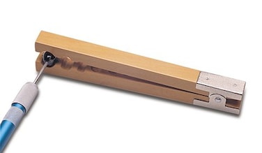 Wood Holder for Beads 634 Inches  HOL17700