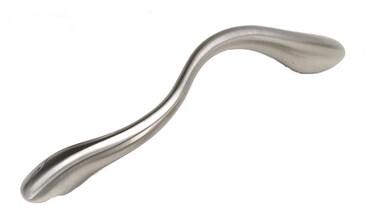 Laurey 15959 Cabinet Hardware 96Mm Squiggly Pull Satin Nickel