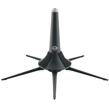 KM  Knig  Meyer 1521307755  Trumpet InBell 5 Leg Metal Stand and Holder  Professional Grade for all Musicians  Lightweight  Compact  Stable Secure Base  German Made  Black