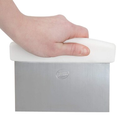 Tablecraft 6 Stainless Steel Dough Scraper