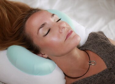 Back to Beauty AntiWrinkle Head Cradle Beauty Pillow
