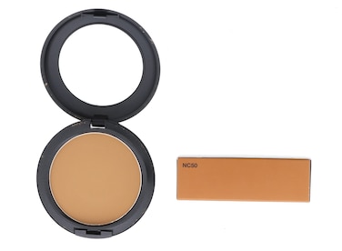 MAC  Studio Fix Powder Plus Foundation  NC50 15g052oz