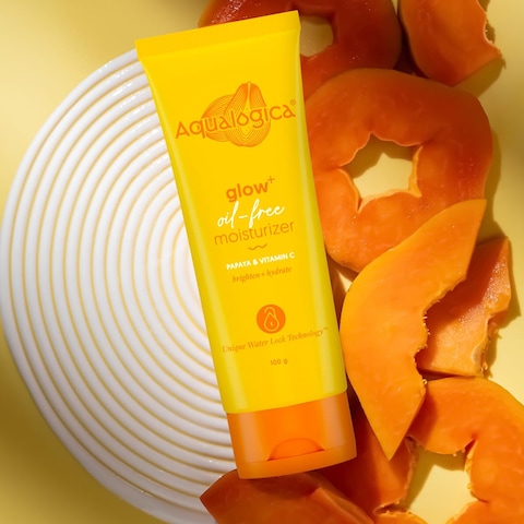 Aqualogica Glow Oil Free Face Moisturizer  with Papaya  Vitamin C  Controls Excess Oil  Helps Enhance Glow  Lightweight Hydration for All Skin Types  338 Fl Oz 100ml