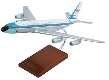 Mastercraft Collection VC137C Air Force One Model Scale 1100